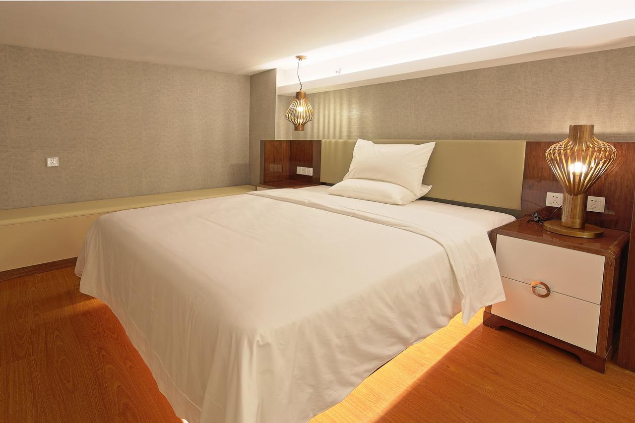 Days Inn South Guangzhou Raiway Station Eksteriør billede
